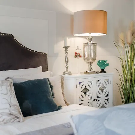 Βίλα The Luxury With Shared Swimming Pool, Between Viareggio And Torre Del Puccini Βιαρέτζιο