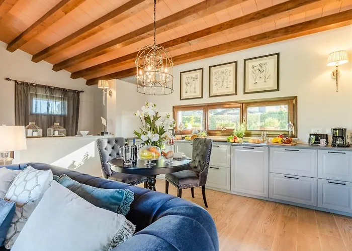 The Luxury With Shared Swimming Pool, Between And Torre Del Puccini ヴィラ ヴィアレッジョ