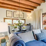 The Luxury With Shared Swimming Pool, Between And Torre Del Puccini Viareggio