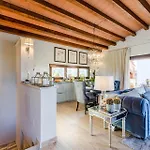 Villa The Luxury With Shared Swimming Pool, Between And Torre Del Puccini *