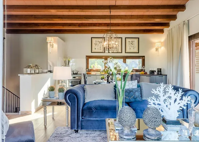 Вілла The Luxury With Shared Swimming Pool, Between And Torre Del Puccini *