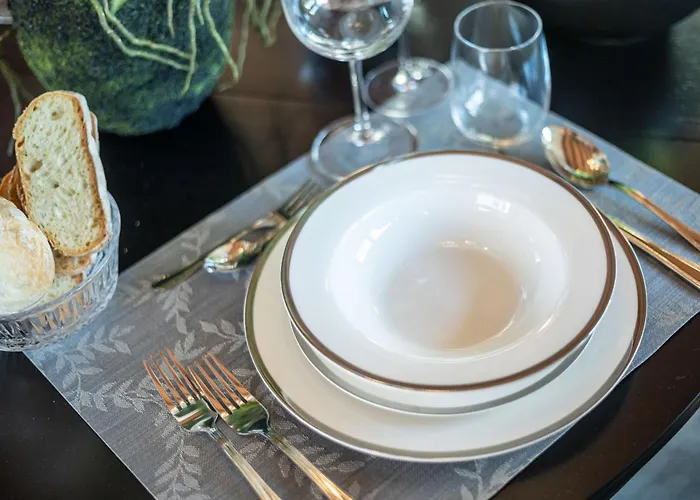 Вілла The Luxury With Shared Swimming Pool, Between And Torre Del Puccini